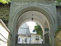 Rajski Plac - Brama gora sw. anny - rajski plac