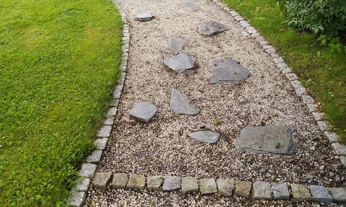 kamien slaski ogrod zielny